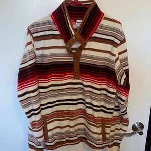 Women’s Cinch Quarter Button Down sweater